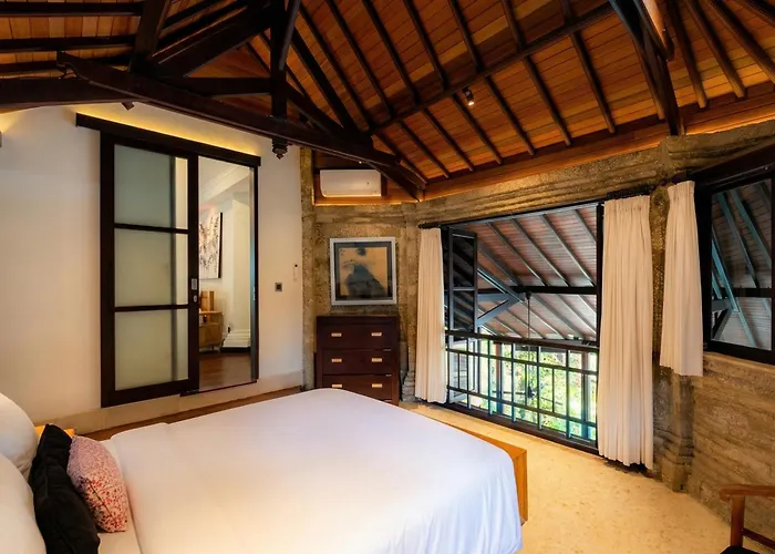 Frangipani Villa