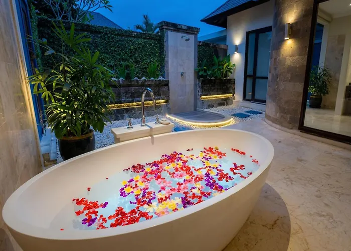 Frangipani * Seminyak (Bali)