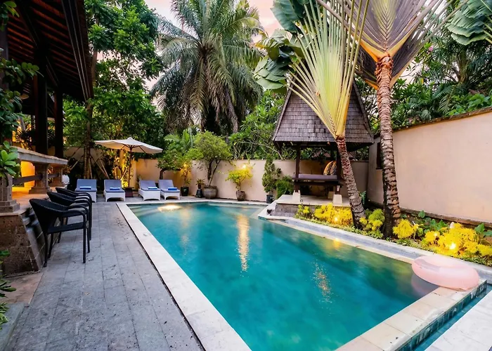 Frangipani Seminyak (Bali)