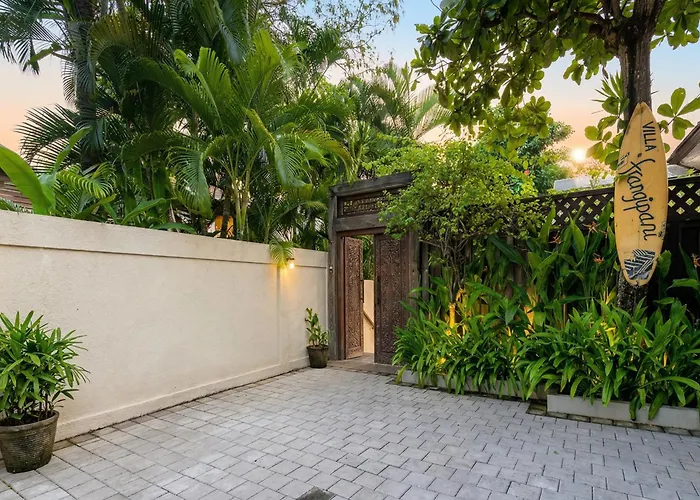 Frangipani Villa *