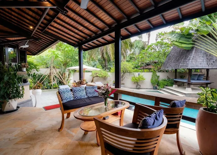 Frangipani Seminyak (Bali)